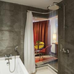 Отель Sandalay Resort Pattaya 4* Улучшенный номер с различными типами кроватей фото 5