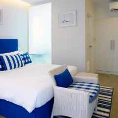 Отель Phuket Boat Quay 4* Улучшенный номер с различными типами кроватей фото 8