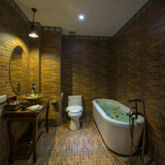 Bagan King Hotel 3* Улучшенный номер с различными типами кроватей