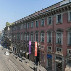 Отель Milan Royal Suites - Centro Duomo