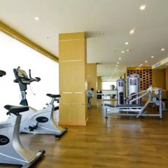 The ASHLEE Plaza Patong Hotel & Spa фитнесс-зал фото 4