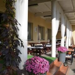 Hotel Olimpia Вроцлав вид на фасад