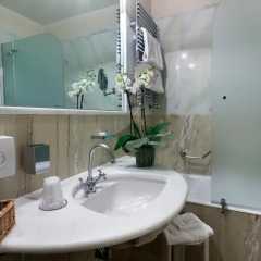 Hotel Delle Nazioni 4* Стандартный номер с различными типами кроватей фото 8