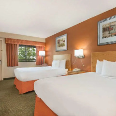 Отель Days Inn by Wyndham Columbus Fairgrounds 2* Стандартный номер с 2 отдельными кроватями фото 2