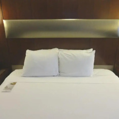 Отель DoubleTree by Hilton New York Downtown 4* Стандартный номер с различными типами кроватей