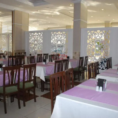 Akin Paradise Hotel