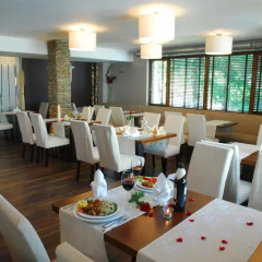 Отель Forest Nook Aparthotel Пампорово питание