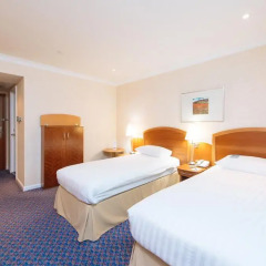 Arora Hotel Gatwick 4* Улучшенный номер с 2 отдельными кроватями