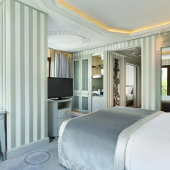 Отель Wyndham Grand Istanbul Kalamis Marina 5* Стандартный семейный номер с двуспальной кроватью фото 2