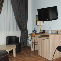 Отель Comfort Албания, Тирана - отзывы, цены и фото номеров - забронировать отель Comfort онлайн удобства в номере