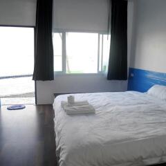Отель Sarocha Villa 3* Стандартный номер с различными типами кроватей фото 2