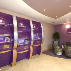 Отель Premier Inn London Kensington фитнесс-зал