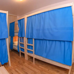 Хостел Christopher Кровать в женском общем номере с двухъярусной кроватью