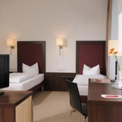 AZIMUT Hotel Munich 3* Стандартный номер с различными типами кроватей фото 6