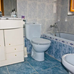 Отель El PatÍn De Monchu Кабралес ванная