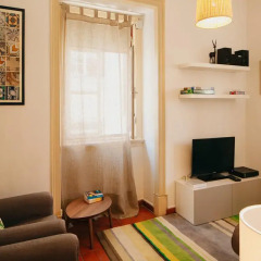 Отель Traveling To Lisbon Alfama Apartments Португалия, Лиссабон - отзывы, цены и фото номеров - забронировать отель Traveling To Lisbon Alfama Apartments онлайн комната для гостей фото 4
