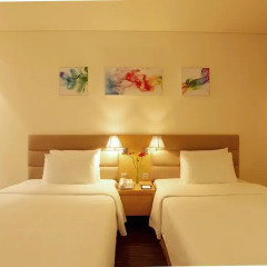 Отель Liberty Central Saigon Centre 4* Номер Делюкс с различными типами кроватей фото 3