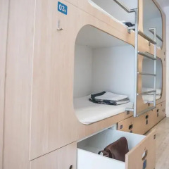 Отель Rocket Hostels Gracia 2* Кровать в общем номере с двухъярусной кроватью фото 4