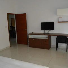Отель 4 BR Pool Villa Gated Village удобства в номере