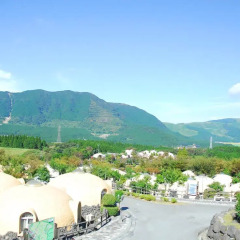Отель Aso Farm Village Минамиогуни