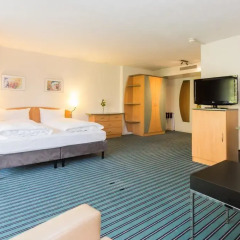 Apart-Hotel operated by Hilton комната для гостей фото 5