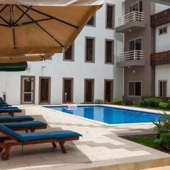 Отель Eagles Lodge Такоради бассейн фото 2
