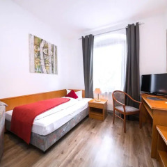 Отель ArtHotel City 3* Стандартный номер с различными типами кроватей фото 3