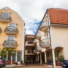 Отель Villa Mediterran парковка
