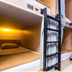 18 Coins Cafe & Hostel Кровать в общем номере с двухъярусными кроватями фото 2