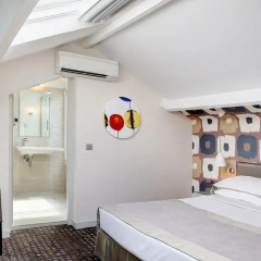 Отель Hôtel A La Villa des Artistes 3* Люкс с различными типами кроватей фото 4
