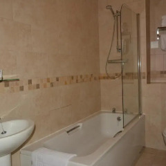 Отель The Rose and Crown ванная фото 2