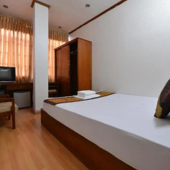 Lake Side Hostel Стандартный номер с двуспальной кроватью