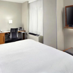 Отель Courtyard New York Downtown Manhattan/World Trade Center 3* Стандартный номер с различными типами кроватей фото 4