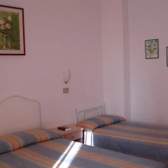 Отель Albergo B&b Serafini 2* Стандартный номер фото 2