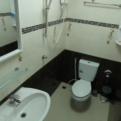 Отель Patamnak Beach Guesthouse 3* Люкс с 2 отдельными кроватями фото 10