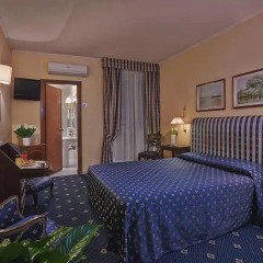 Napoleon Hotel 4* Стандартный номер с различными типами кроватей фото 3