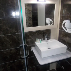 Hotel Iliria 3* Стандартный номер с различными типами кроватей фото 5