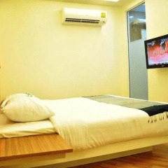 Отель Asoke Suites 3* Улучшенный номер фото 3