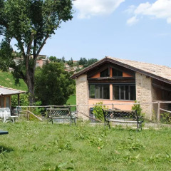 Отель Agriturismo Petrarosa Невьяно-дельи-Ардуини