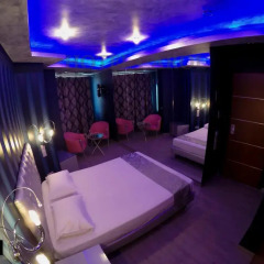 Carol Hotel 2* Люкс с разными типами кроватей фото 9