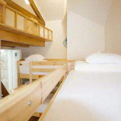 Хостел Happy Porto Hostel & Apartments Кровать в женском общем номере фото 5