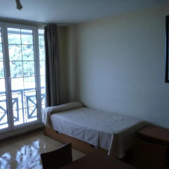 Отель Apartamentos GHM Monachil комната для гостей