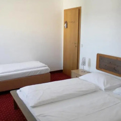 Отель Snooze Guesthouse Австрия, Зальцбург - отзывы, цены и фото номеров - забронировать отель Snooze Guesthouse онлайн комната для гостей фото 5