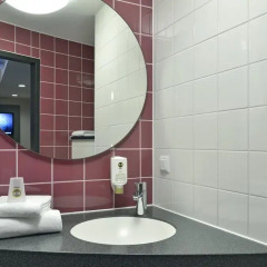 B&B Hotel München City-Nord 2* Стандартный номер с различными типами кроватей фото 5