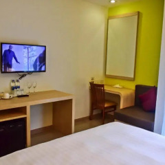 Отель Ocean And Ole Patong 3* Номер Делюкс фото 8