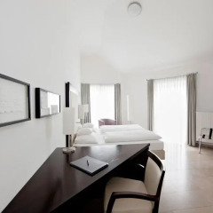Burns Art Hotel 4* Стандартный номер с различными типами кроватей фото 4