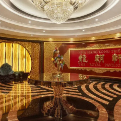 Отель The Reverie Saigon Residential Suites 5* Люкс с различными типами кроватей фото 13