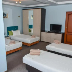 Апартаменты White Rose Apartments комната для гостей