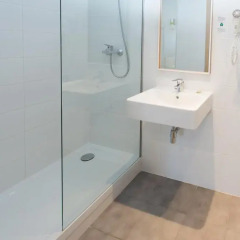 Отель SmartRoom Barcelona ванная