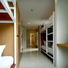 CHERN Hostel Кровать в общем номере с двухъярусной кроватью фото 3